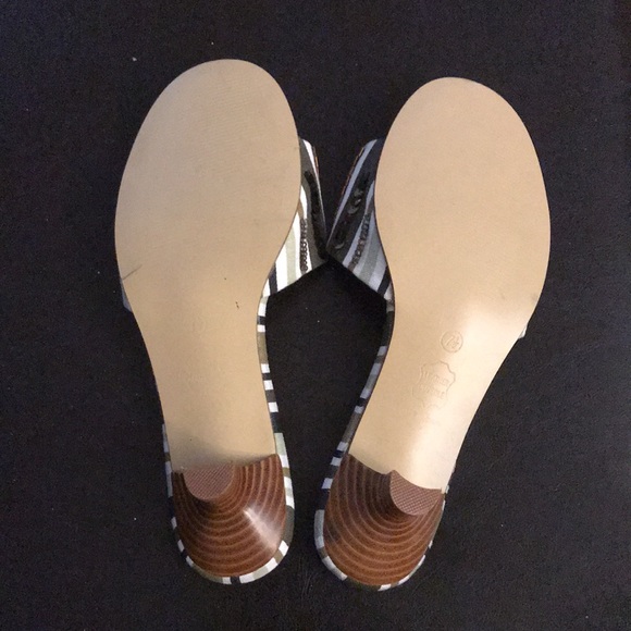 Striped and sparkly kitten heels - Picture 5 of 10